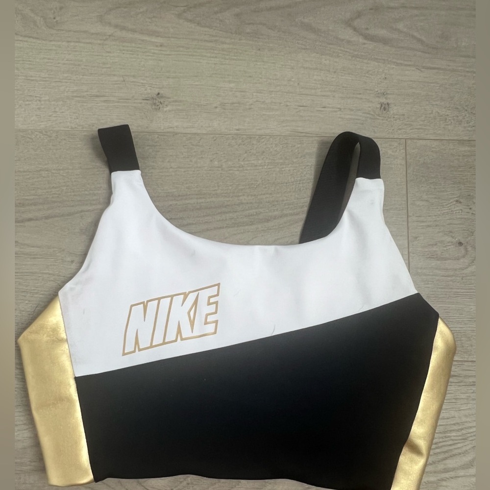 Women’s Nike Dri-Fit Sports Bra
